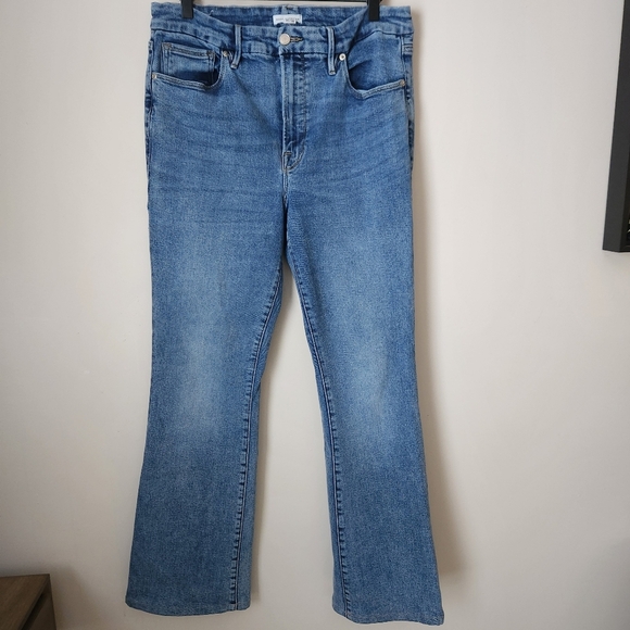 Good American | Good Classic Bootcut Jeans in Indigo254 - Size 14/32 - Picture 2 of 11